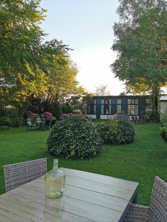 Golf- & Landhotel Am Alten Deich Warwerort Exterior foto